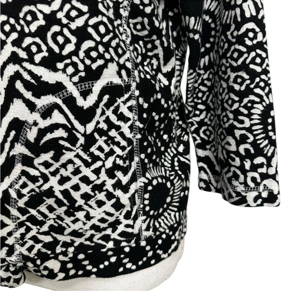 ONQUE CASUALS / Black & White Cardigan / Small / Preppy Bohemian Office Retro